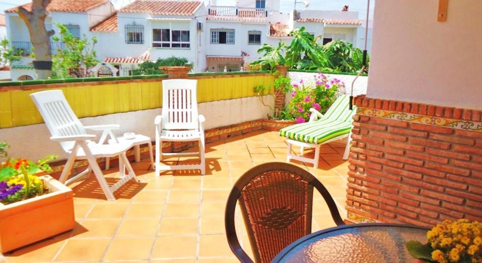 Villa Peperent Casa Pino Nerja Exterior foto